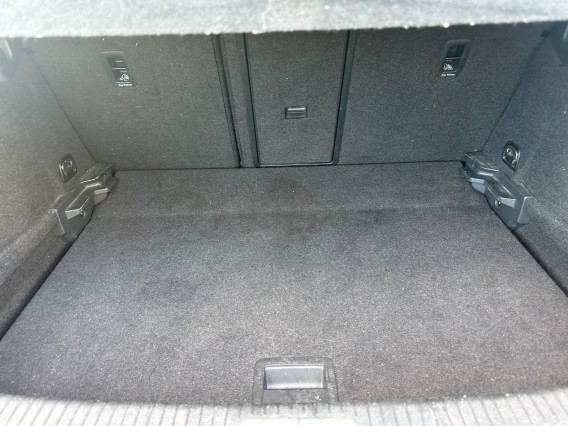 Aperçu de la photo 10 du véhicule VOLKSWAGEN GOLF