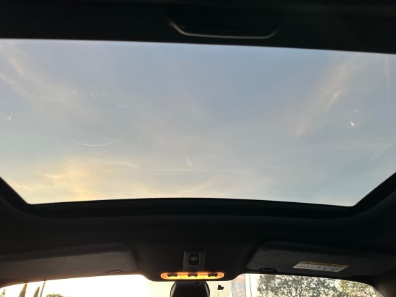 Aperçu de la photo 17 du véhicule NISSAN JUKE