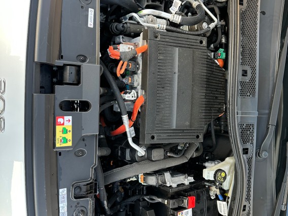 Aperçu de la photo 32 du véhicule PEUGEOT 208 ELECTRIQUE