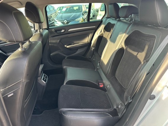 Aperçu de la photo 8 du véhicule RENAULT MEGANE IV ESTATE