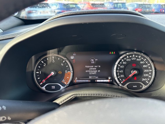 Aperçu de la photo 21 du véhicule JEEP RENEGADE