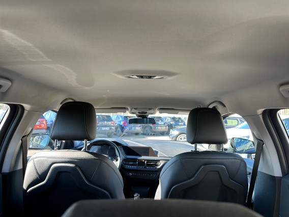 Aperçu de la photo 12 du véhicule BMW SERIE 1 F40