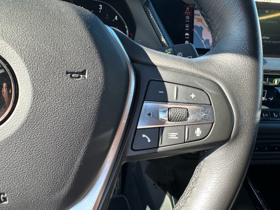 Aperçu de la photo 24 du véhicule BMW SERIE 1 F40