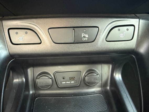 Aperçu de la photo 13 du véhicule HYUNDAI ix35