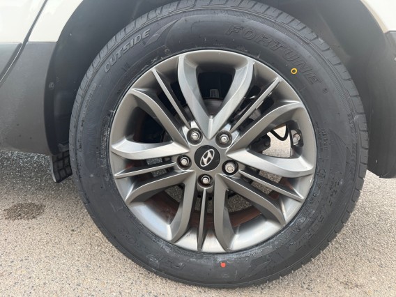 Aperçu de la photo 25 du véhicule HYUNDAI ix35