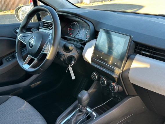 Aperçu de la photo 10 du véhicule RENAULT CLIO V