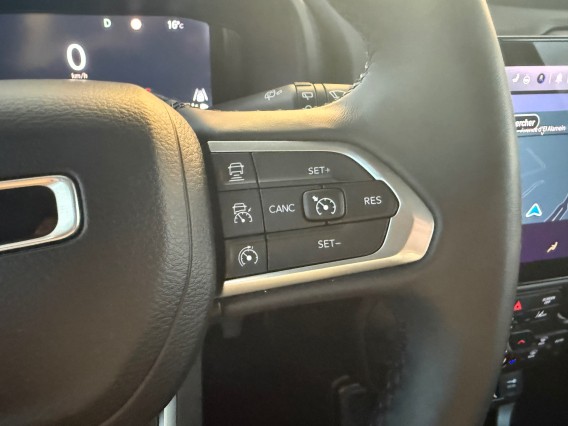 Aperçu de la photo 15 du véhicule JEEP RENEGADE