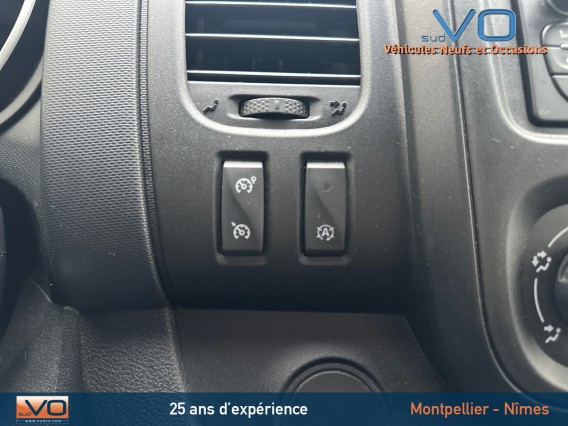 Aperçu de la photo 22 du véhicule RENAULT TRAFIC COMBI