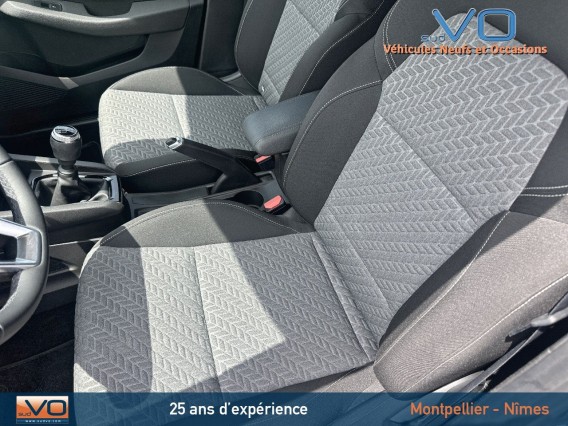 Aperçu de la photo 16 du véhicule RENAULT CLIO V