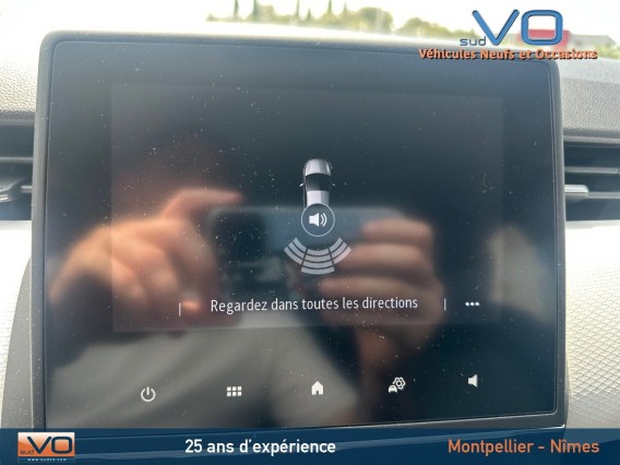 Aperçu de la photo 21 du véhicule RENAULT CLIO V