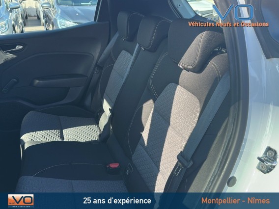 Aperçu de la photo 17 du véhicule RENAULT CLIO V