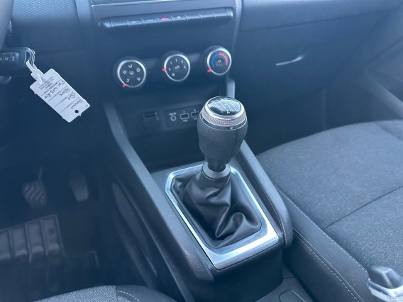 Aperçu de la photo 16 du véhicule RENAULT CLIO V