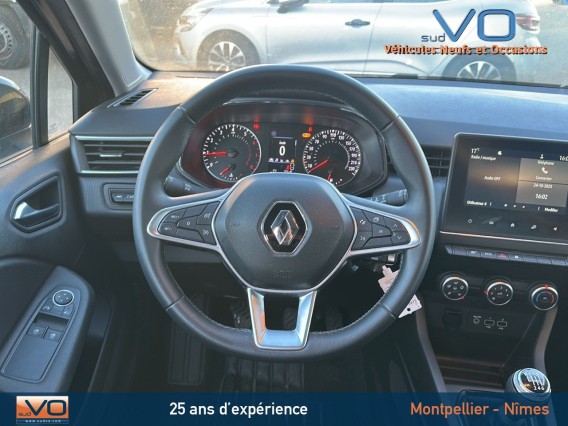 Aperçu de la photo 10 du véhicule RENAULT CLIO V