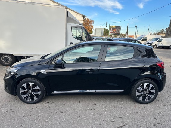 Aperçu de la photo 5 du véhicule RENAULT CLIO V