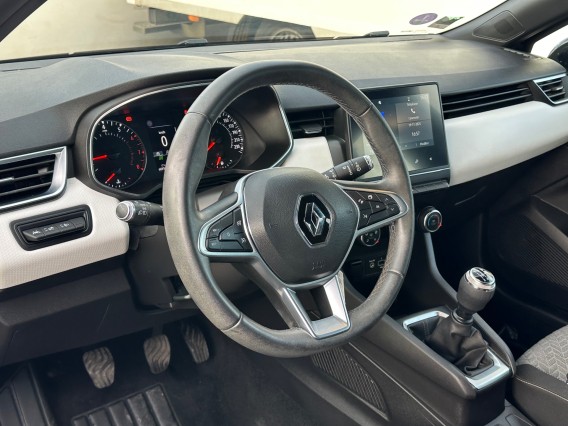 Aperçu de la photo 9 du véhicule RENAULT CLIO V