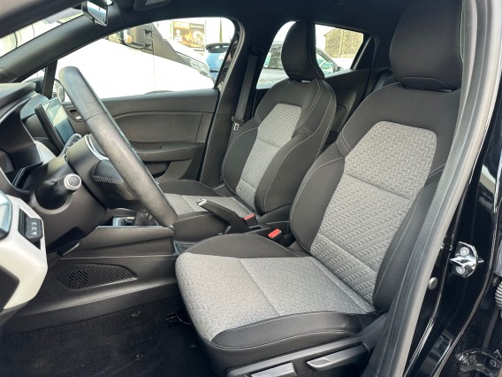 Aperçu de la photo 26 du véhicule RENAULT CLIO V