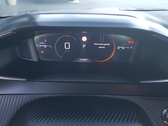 Aperçu de la photo 8 du véhicule PEUGEOT 208