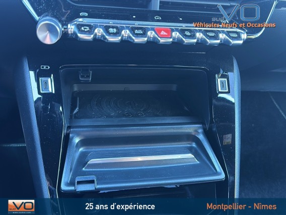 Aperçu de la photo 21 du véhicule PEUGEOT 2008