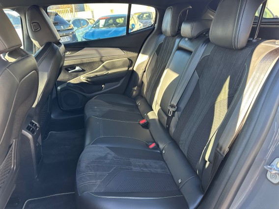 Aperçu de la photo 17 du véhicule PEUGEOT 408