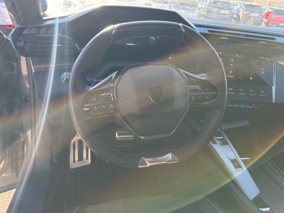 Aperçu de la photo 24 du véhicule PEUGEOT 408