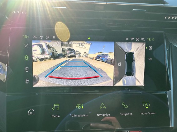 Aperçu de la photo 31 du véhicule PEUGEOT 408