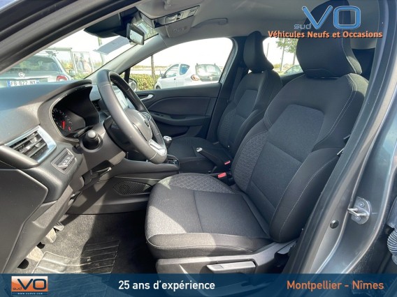 Aperçu de la photo 16 du véhicule RENAULT CLIO V