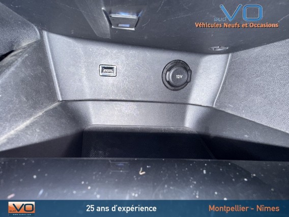 Aperçu de la photo 12 du véhicule PEUGEOT 3008