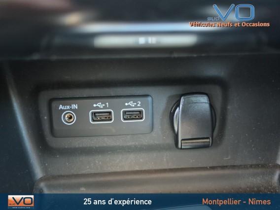 Aperçu de la photo 21 du véhicule RENAULT MEGANE IV BERLINE