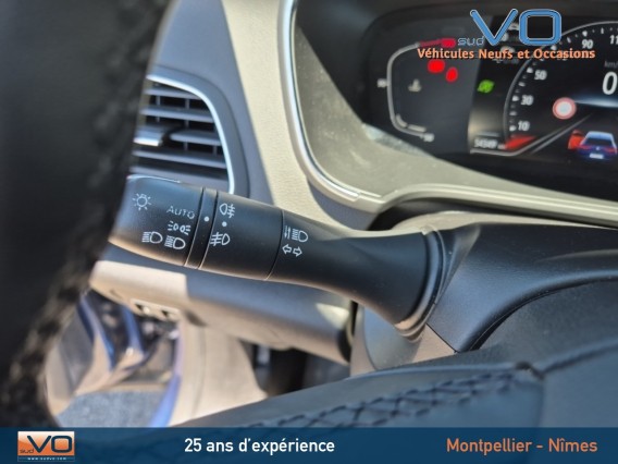 Aperçu de la photo 24 du véhicule RENAULT MEGANE IV BERLINE