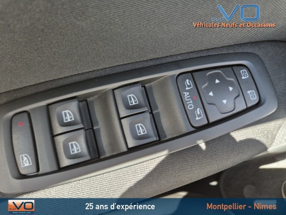 Aperçu de la photo 27 du véhicule RENAULT MEGANE IV BERLINE