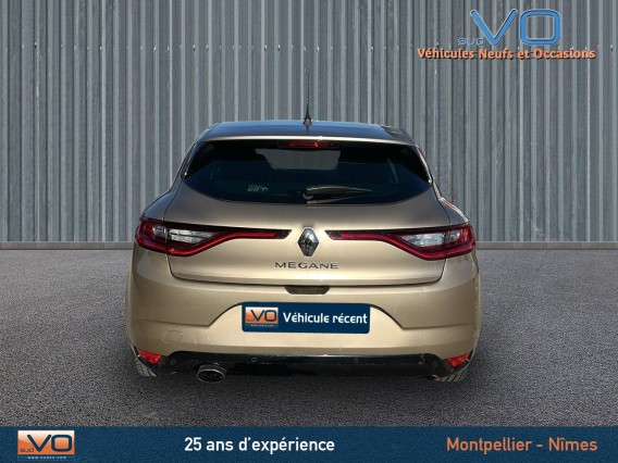Aperçu de la photo 6 du véhicule RENAULT MEGANE IV BERLINE