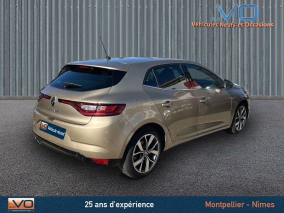 Aperçu de la photo 7 du véhicule RENAULT MEGANE IV BERLINE