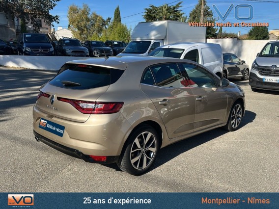 Aperçu de la photo 40 du véhicule RENAULT MEGANE IV BERLINE