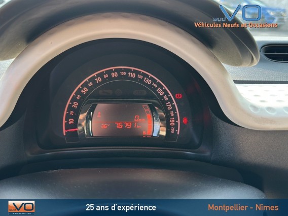 Aperçu de la photo 14 du véhicule RENAULT TWINGO III