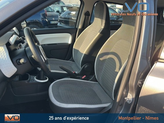 Aperçu de la photo 16 du véhicule RENAULT TWINGO III