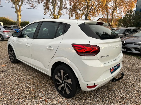 Aperçu de la photo 6 du véhicule DACIA SANDERO