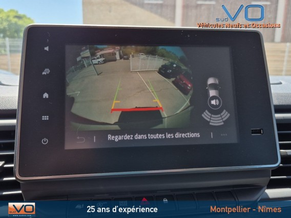 Aperçu de la photo 14 du véhicule RENAULT TRAFIC CABINE APPROFONDIE