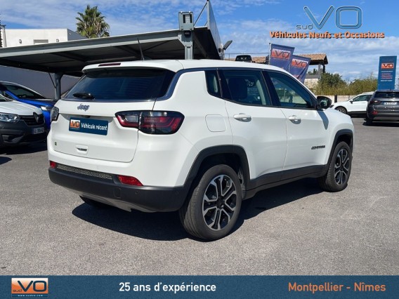 Aperçu de la photo 40 du véhicule JEEP COMPASS