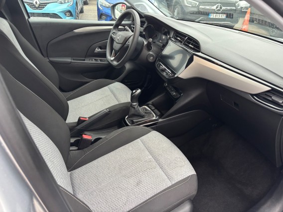 Aperçu de la photo 12 du véhicule OPEL CORSA