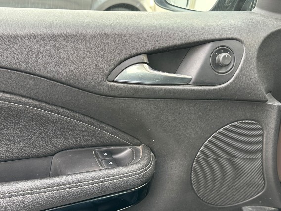 Aperçu de la photo 17 du véhicule OPEL ADAM