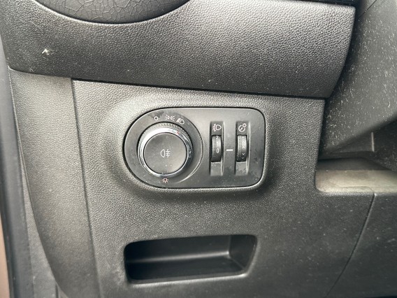 Aperçu de la photo 18 du véhicule OPEL ADAM