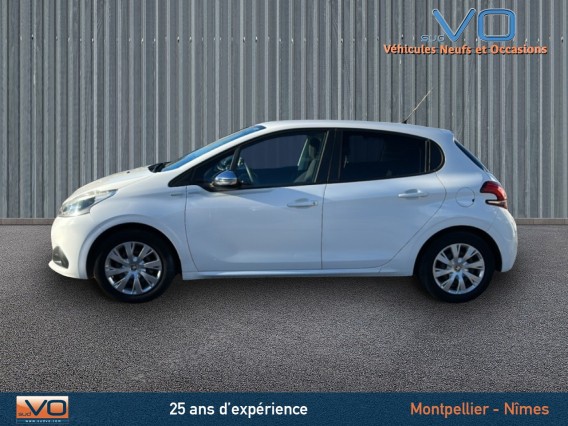 Aperçu de la photo 4 du véhicule PEUGEOT 208