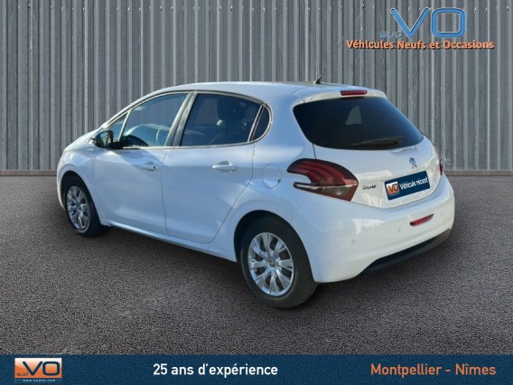 Aperçu de la photo 5 du véhicule PEUGEOT 208