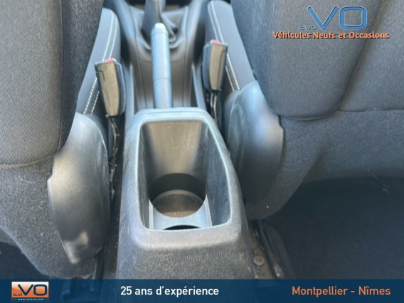 Aperçu de la photo 12 du véhicule PEUGEOT 208