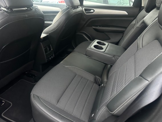 Aperçu de la photo 13 du véhicule RENAULT ARKANA