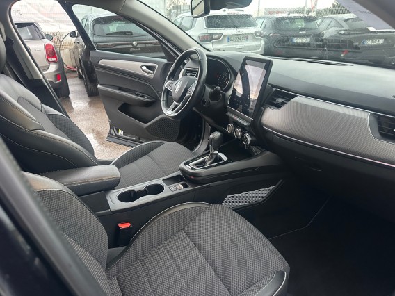 Aperçu de la photo 15 du véhicule RENAULT ARKANA