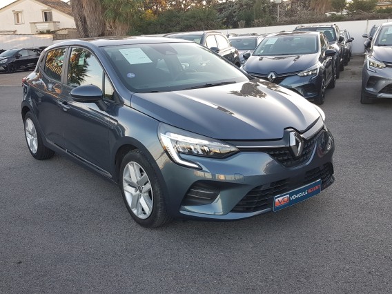 Aperçu de la photo 2 du véhicule RENAULT CLIO V
