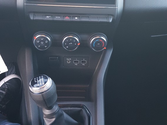 Aperçu de la photo 14 du véhicule RENAULT CLIO V