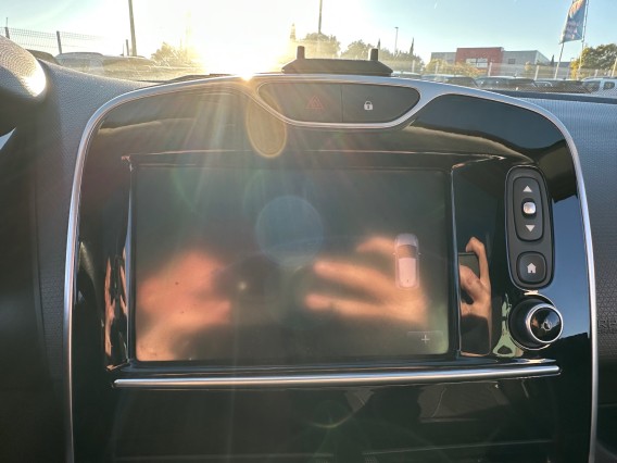 Aperçu de la photo 22 du véhicule RENAULT CLIO IV