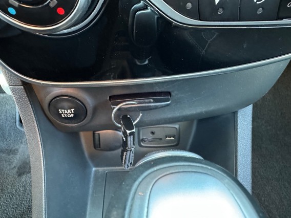 Aperçu de la photo 24 du véhicule RENAULT CLIO IV